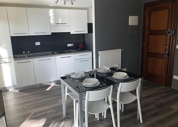 Daire Wally's House *